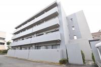 フロンティア中川の外観