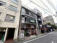 三上ビルの外観