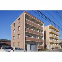 プエルラスクェアアコオIII番館の外観