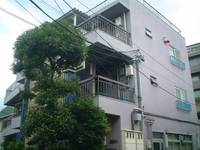 第3YNビルの外観