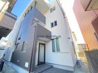 REGALEST新大江の外観