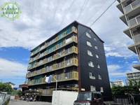 プリムールの外観