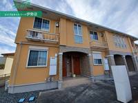 ラ・カンパーニャ A棟の外観