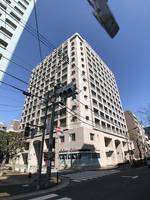 ルネ御苑プラザの外観