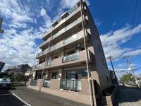 アーバンルネスの外観