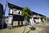 ネオアヴァンセ五代 七番館の外観
