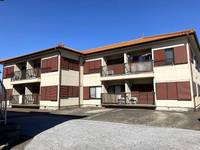 第二サンコーポの外観