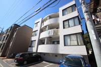 コーポ辰本(緑井)の外観