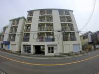 グレイス川西の外観