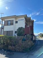 ハイツカワイの外観