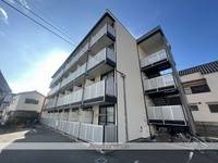 レオパレスレグルス八幡の外観