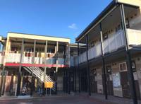 レオパレスルーメット中之茶屋の外観