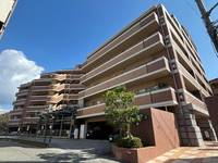 アービング千里桃山台の外観