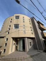 ドマーニの外観