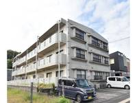 エレガンス大戸の外観