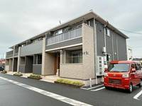 アルバABの外観