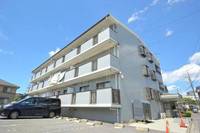 グランドール川内の外観