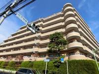 弦巻パーク・ホームズの外観