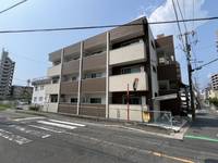 AXA五日市駅前の外観