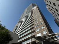 アップルタワー大阪谷町の外観