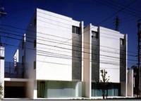 HX(エイチテン)の外観