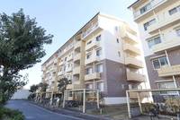 UR千葉ニュータウンプラザ西白井2番街の外観