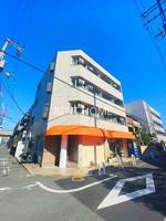 ロイヤルシード小阪の外観