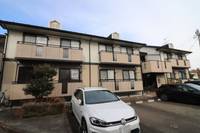 ロイヤルガーデン吉倉 Dの外観