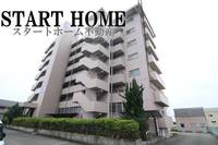 徳島県板野郡藍住町富吉字中新田(マンション)の賃貸物件の外観