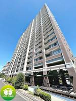 東京アインスリバーサイドタワーの外観