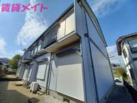 じゅねすしろやま B棟の外観