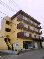 ハイツ若葉の外観