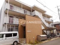 The Ookubo Baseの外観