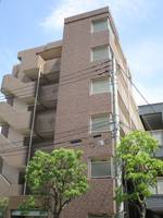 ローズガーデンカスタリアの外観