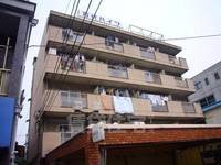 万代ハイツ長居の外観