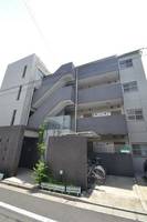 リヴェール三軒茶屋の外観
