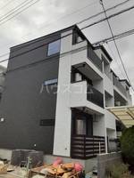 プレシャス東初石の外観