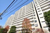 URアーベイン相模原駅前の外観