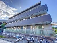 プレミアコート上永谷の外観