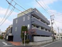 セレステ三軒茶屋の外観