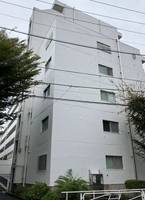 京王北野マンションD棟の外観
