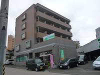 アルファ台原の外観