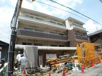 エスカーサ京都西陣の外観