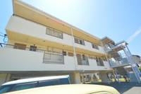 コーポ築山の外観