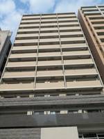 S-RESIDENCE江坂の外観