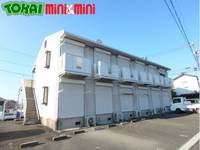 ロイヤルふじB棟の外観