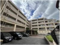 ランドシティ玉川学園ロイヤルテラスの外観