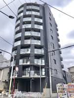 ZOOM新宿夏目坂の外観