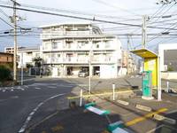 ロイヤルプラザ88の外観