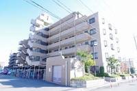 グランドアズール戸田の外観